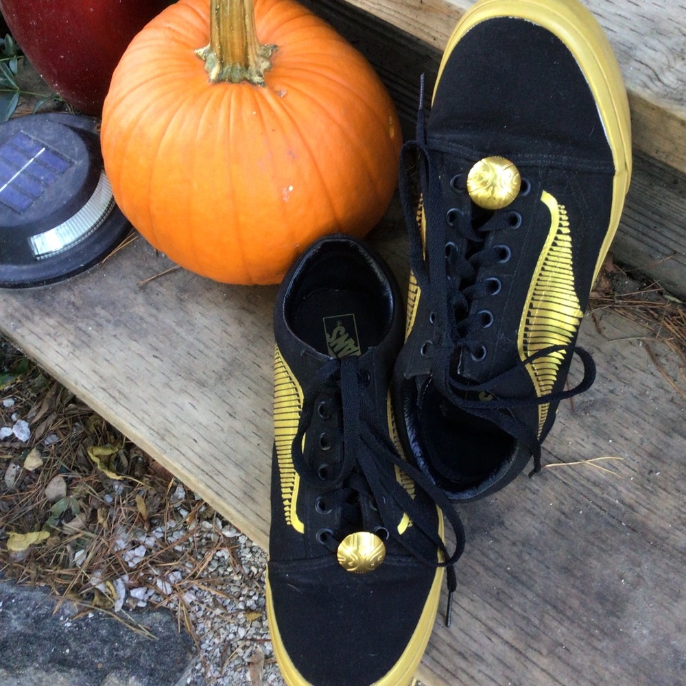 Vans x Harry Potter Golden Snitch Sneakers Mens size 6, Womens 7.5